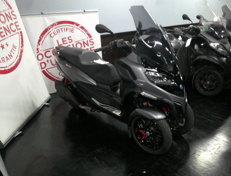 PIAGGIO MP3 400 HPE 2022 13600KM