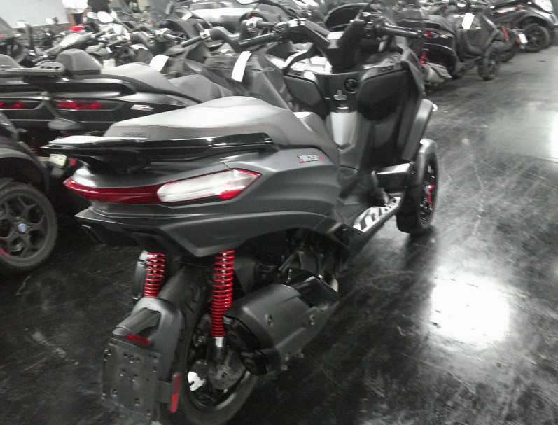 PIAGGIO MP3 400 HPE 2022 13600KM