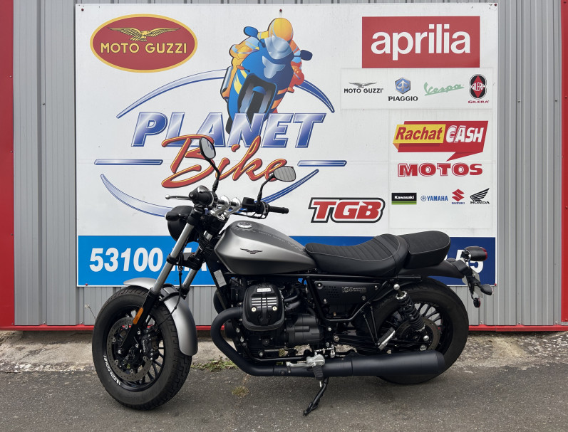 MOTO GUZZI V9 BOBBER