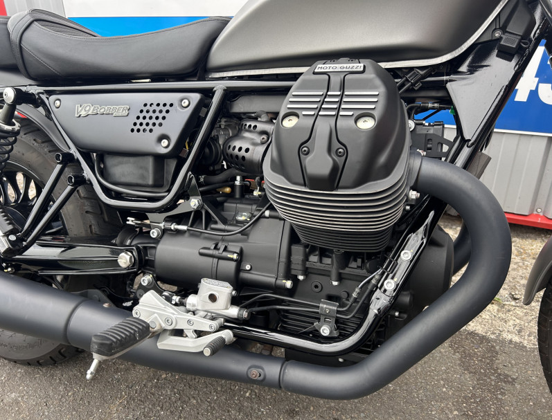 MOTO GUZZI V9 BOBBER