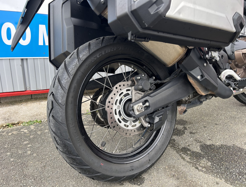 HONDA AFRICA TWIN CRF1000D DCT