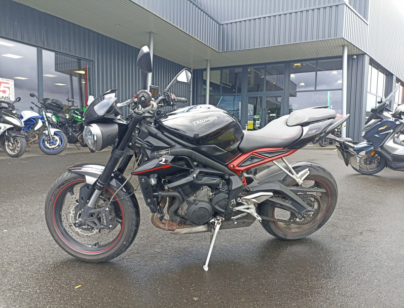 TRIUMPH STREET TRIPLE 765 R