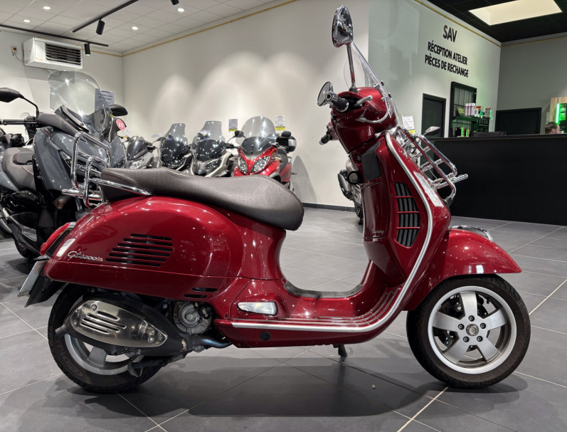 PIAGGIO VESPA GTS 300 TOURING / GTS 300 / Garantie 
