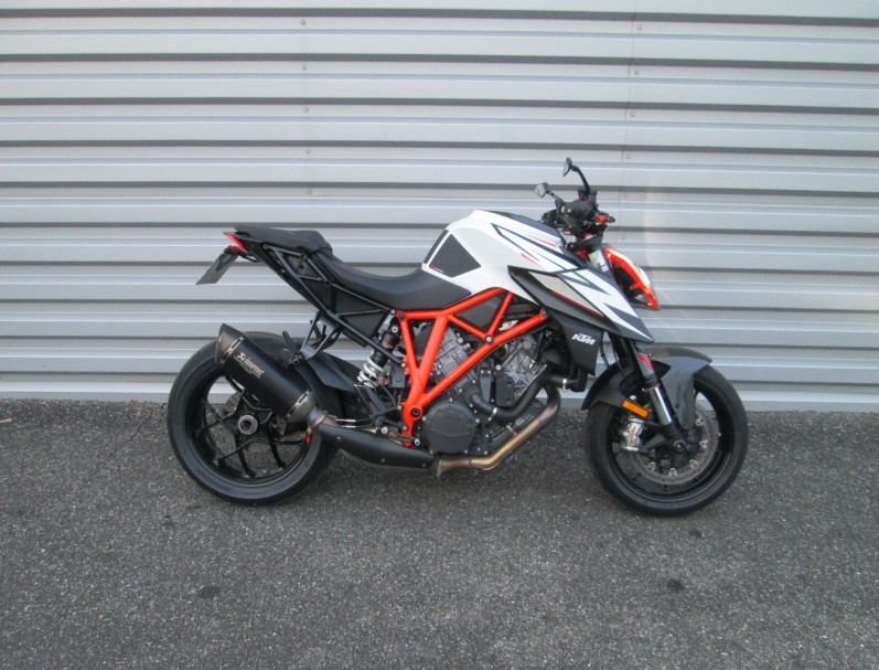 KTM 1290 SUPER DUKE R
