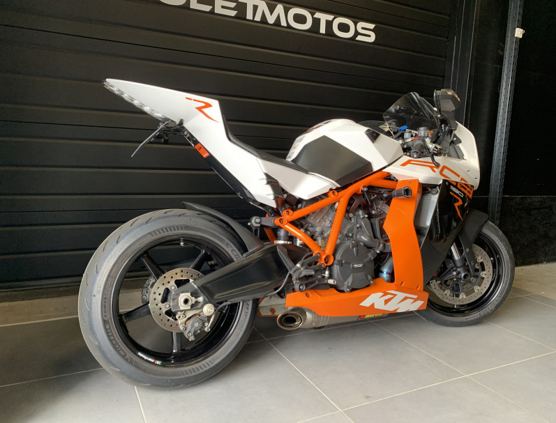 KTM RC8 R