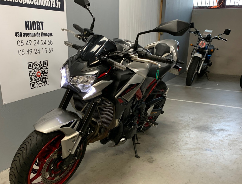KAWASAKI Z 900