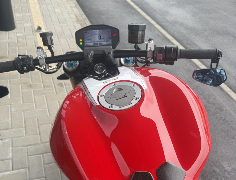DUCATI MONSTER 1200 S