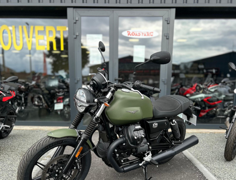 MOTO GUZZI V7 STONE VERDE