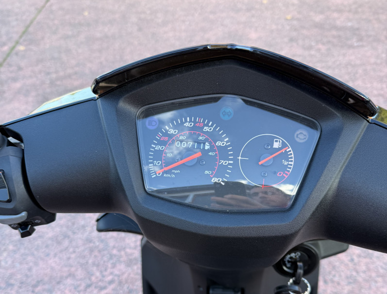 PEUGEOT KISBEE 2025 avec seulement 750 km 