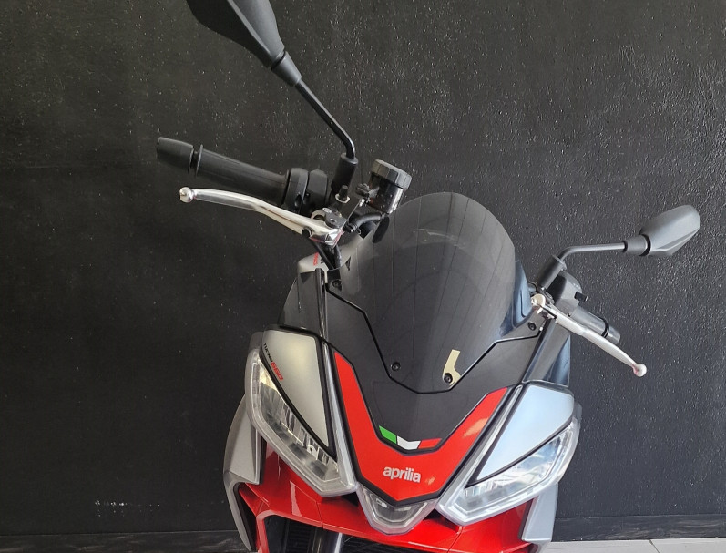 APRILIA TUONO 660
