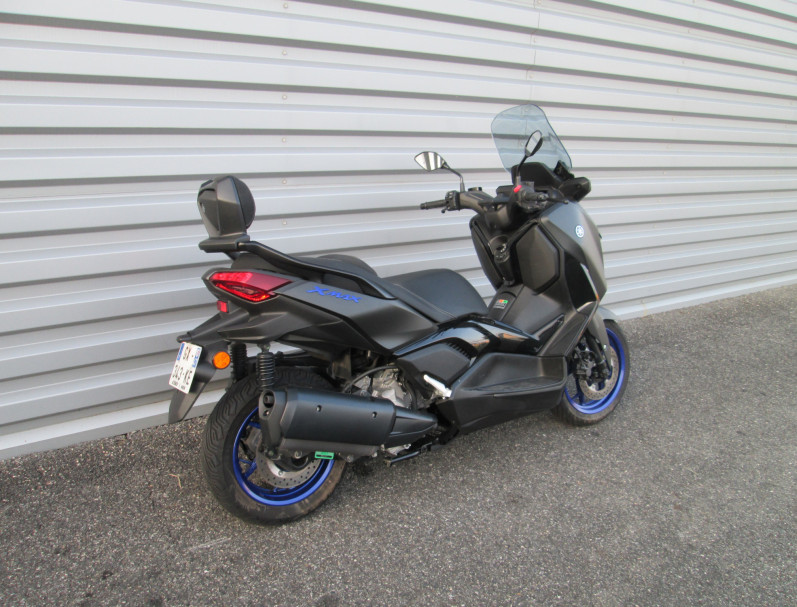 YAMAHA XMAX 300