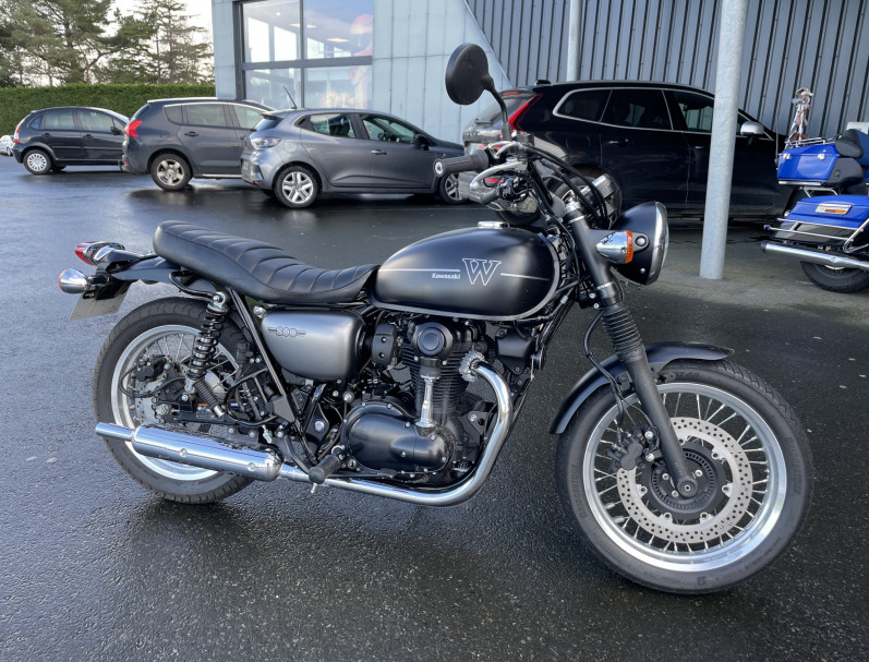 KAWASAKI W 800