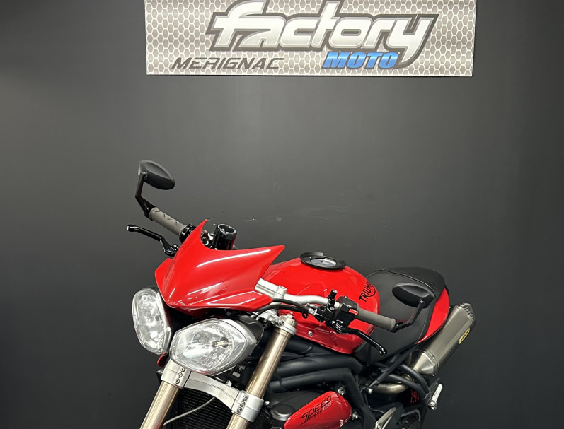 TRIUMPH SPEED TRIPLE 1050