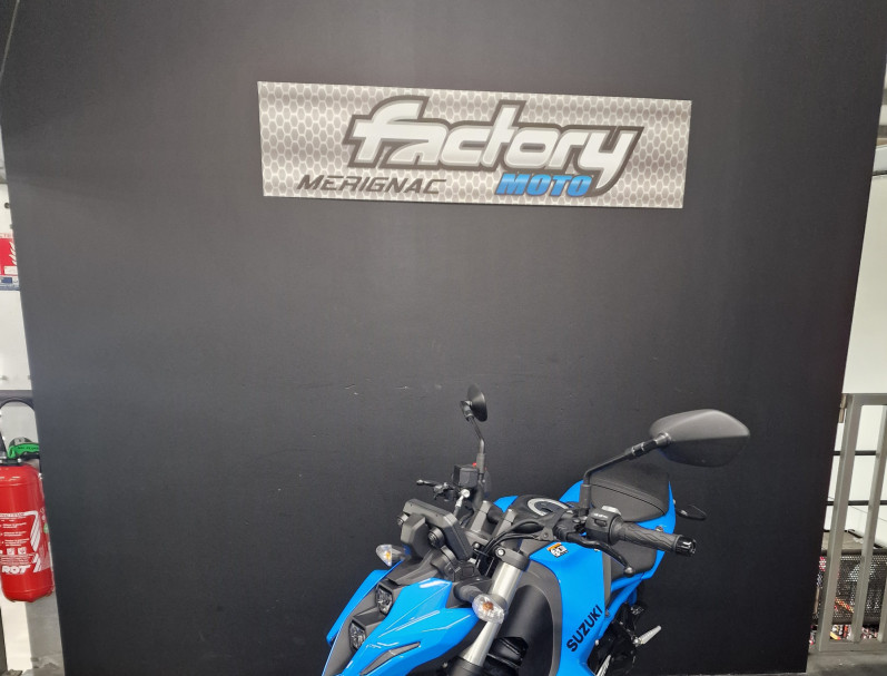 SUZUKI GSX-8S
