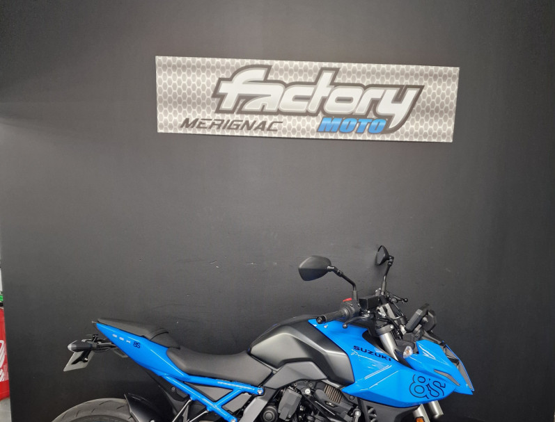 SUZUKI GSX-8S