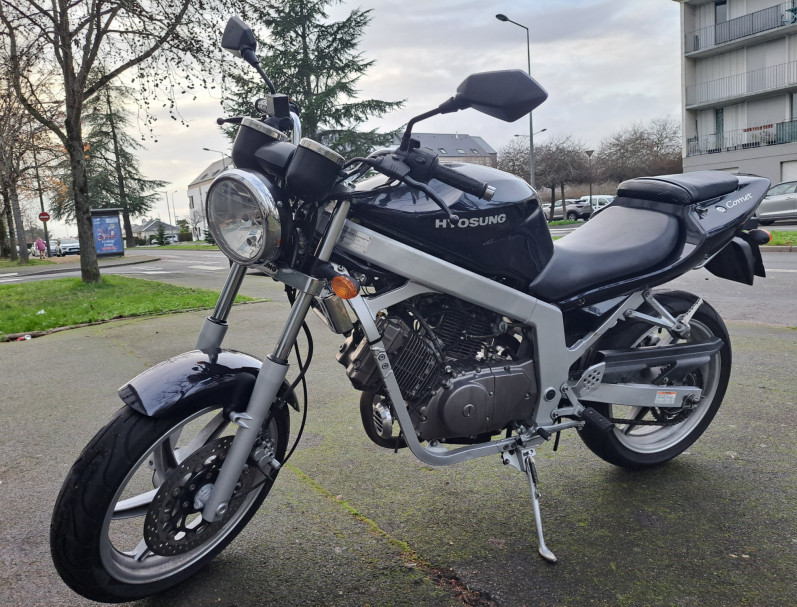 HYOSUNG COMET GT 125
