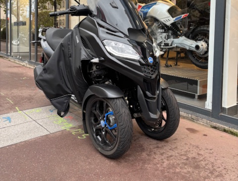 PIAGGIO MP3 310 HPE SPORT