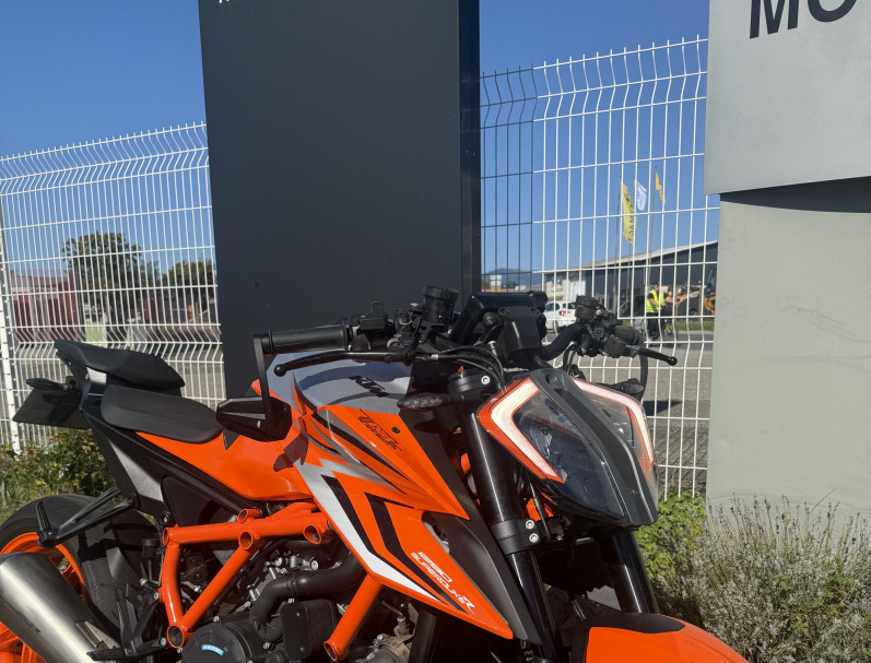 KTM 1290 SUPER DUKE R