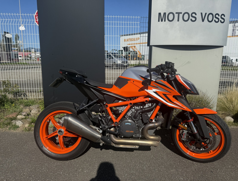 KTM 1290 SUPER DUKE R