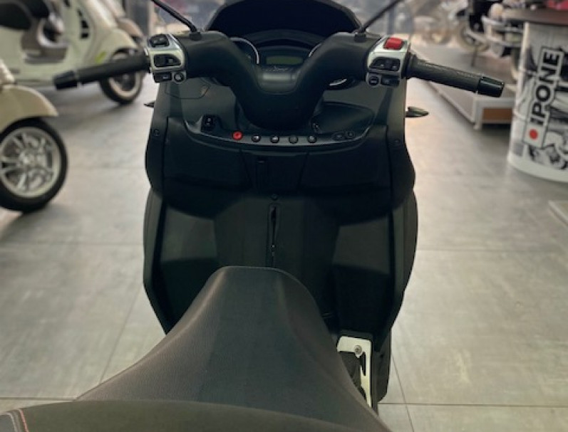 PIAGGIO MP3 500