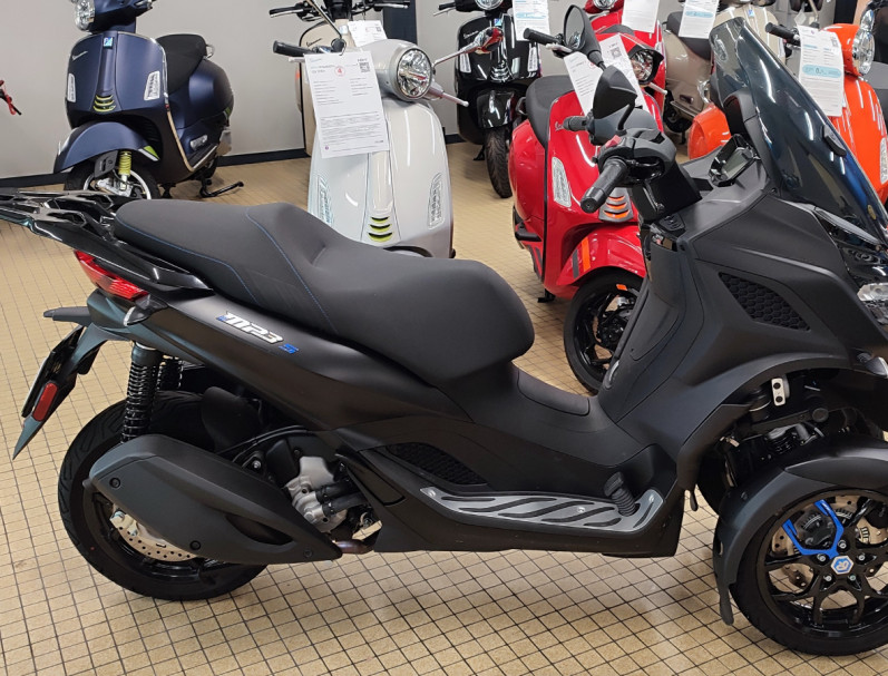 PIAGGIO MP3 310 HPE SPORT