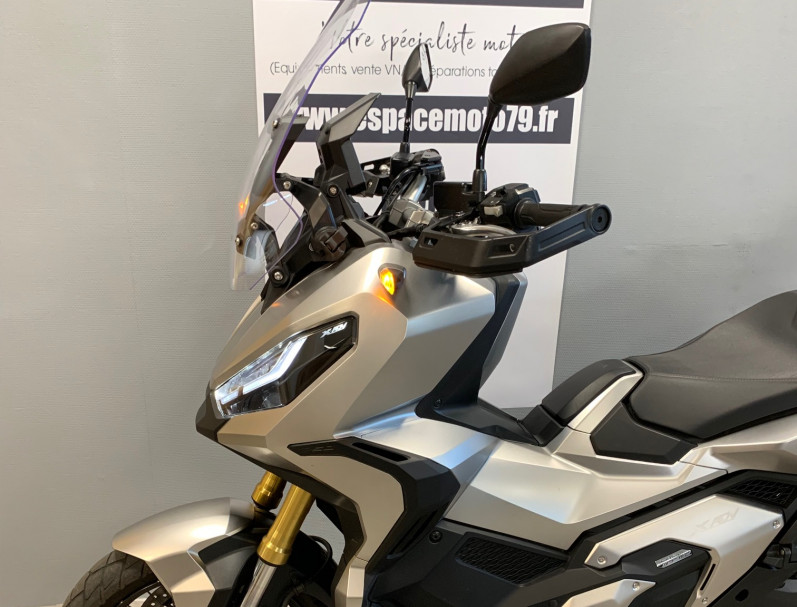 HONDA X-ADV 750 