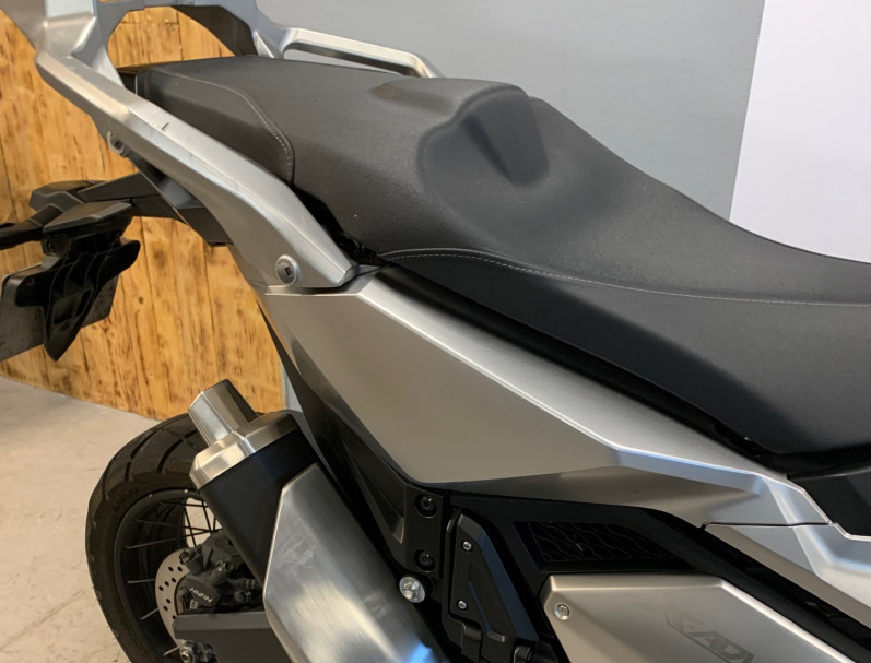 HONDA X-ADV 750 