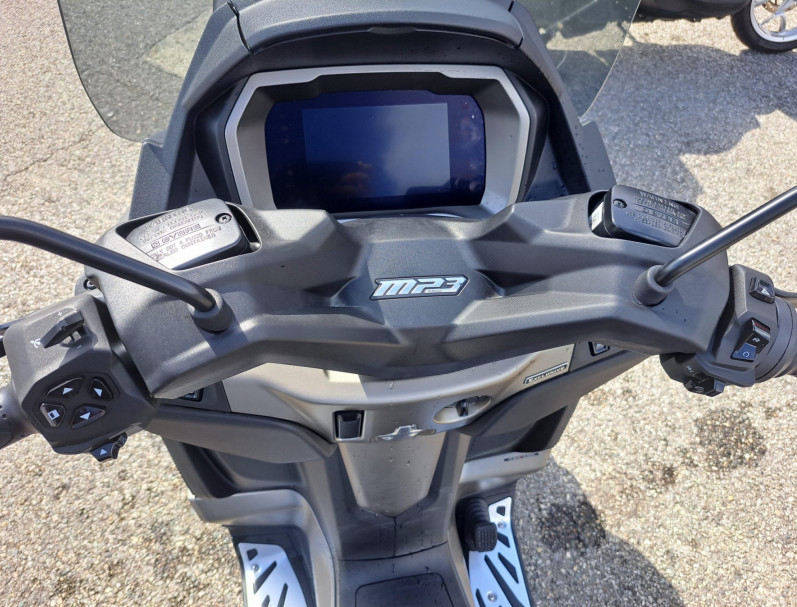 PIAGGIO MP3 530 HPE EXCLUSIVE