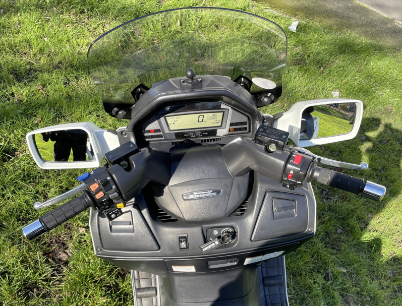  SUZUKI BURGMAN 650 EXECUTIVE ABS – Financement possible de 12 à 60 mois !