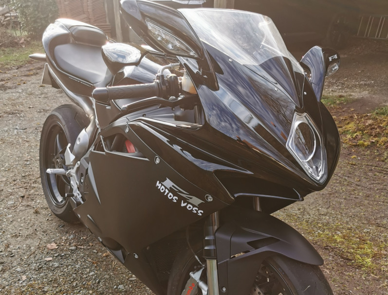 MV AGUSTA F4