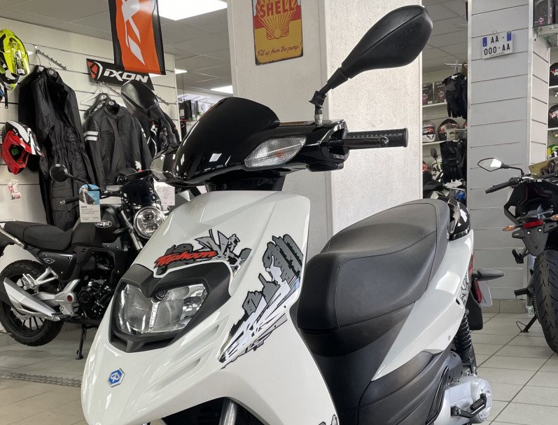 Piaggio Typhoon 50 2T GARANTIE 3 MOIS / Financement possible exemple 4x 400€!