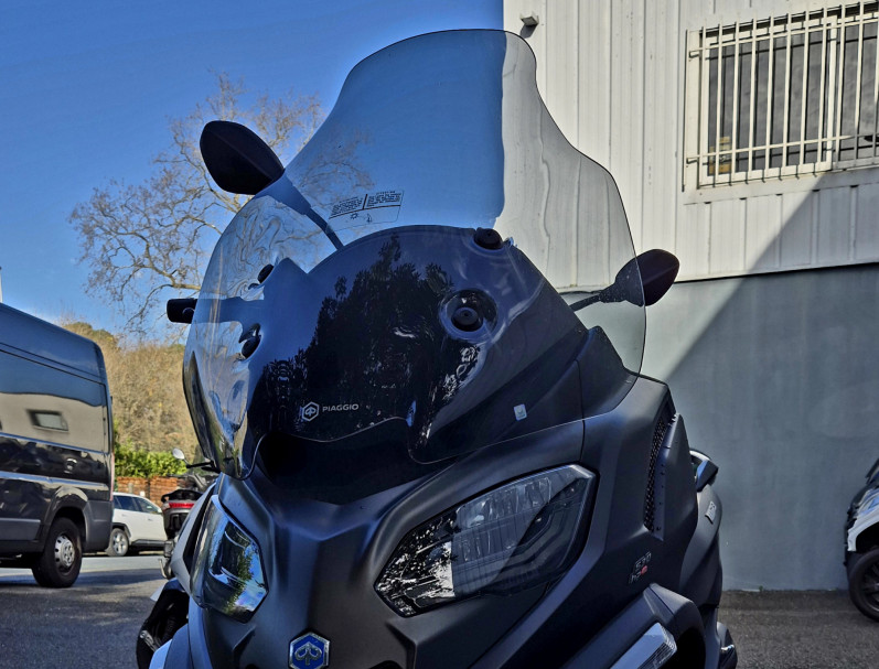 PIAGGIO MP3 530 HPE EXCLUSIVE E5 NOIR MAT
