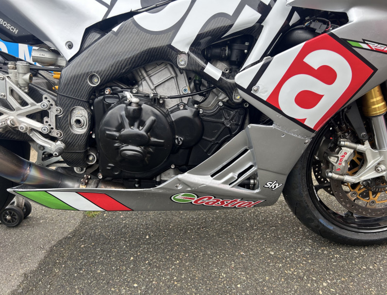 APRILIA RSV4 1000 RR