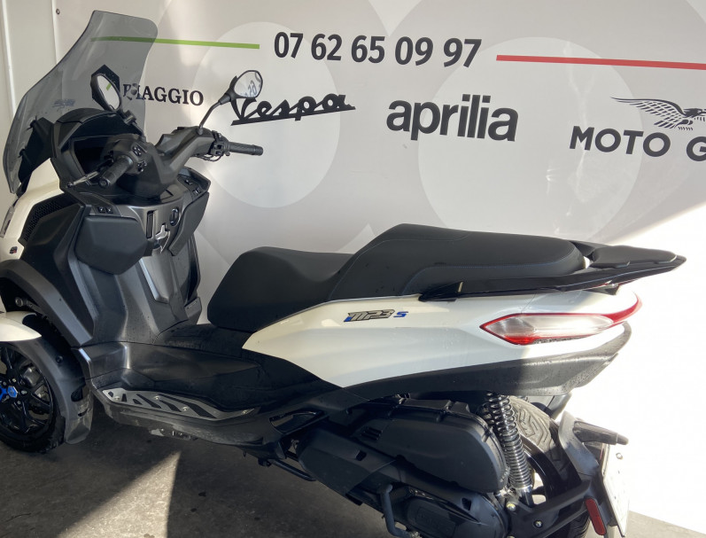 PIAGGIO MP3 400 HPE SPORT ABS ASR 2025