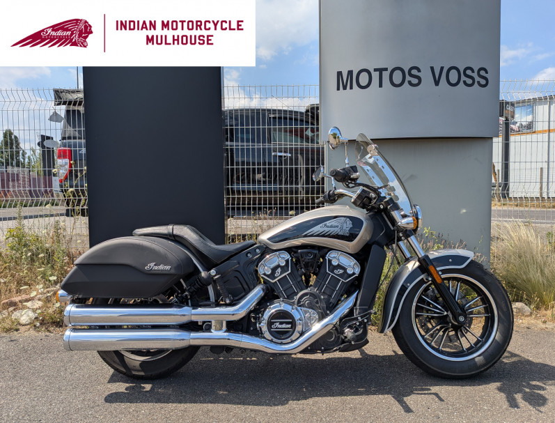 INDIAN SCOUT 1200 1ERE MAIN