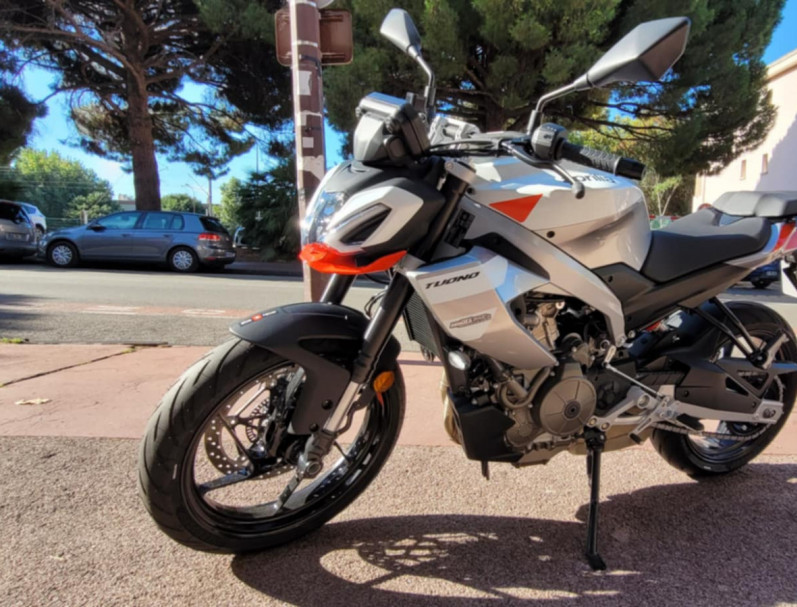 APRILIA TUONO 457