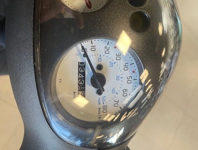 PIAGGIO ZIP S 50 - GTIE 1 AN - 3431 KM - 1ERE MAIN