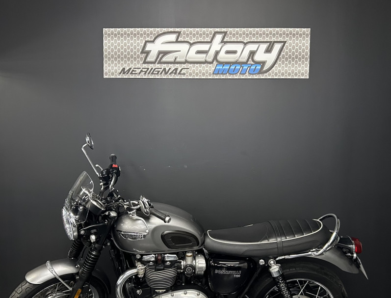 TRIUMPH BONNEVILLE T120