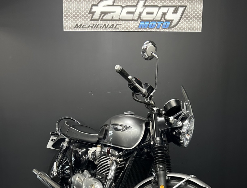 TRIUMPH BONNEVILLE T120