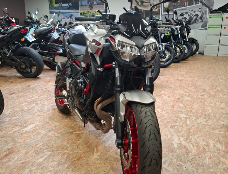 KAWASAKI Z 650 (47.5CV) IDEAL PERMIS A2
