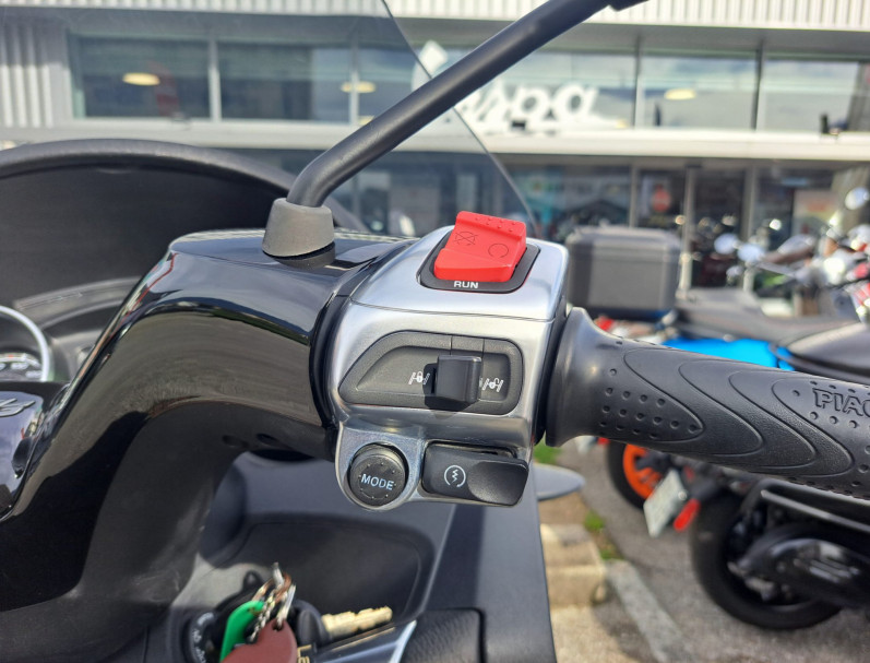 PIAGGIO MP3 500 ABS/ASR