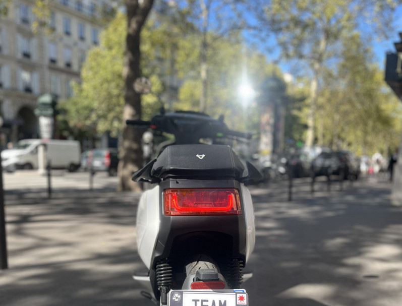 NIU 50 MQI GT BLANC - DESTOCKAGE NEUF