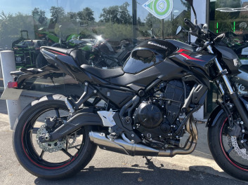 KAWASAKI Z650 - Z650