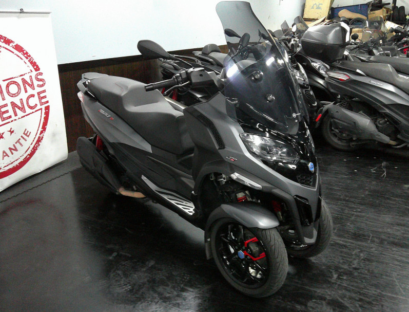 PIAGGIO MP3 400 HPE 2023 25900KM