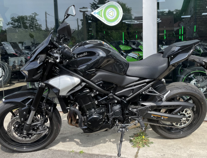 KAWASAKI Z900 + Pack Performance