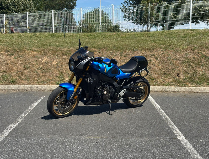 YAMAHA XSR 900