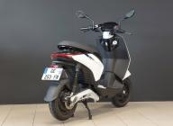 PIAGGIO one Electrique