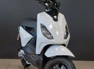 PIAGGIO one Electrique