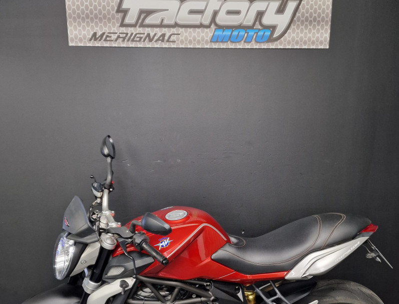 MV AGUSTA BRUTALE 800