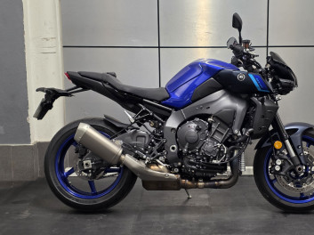 YAMAHA MT-10